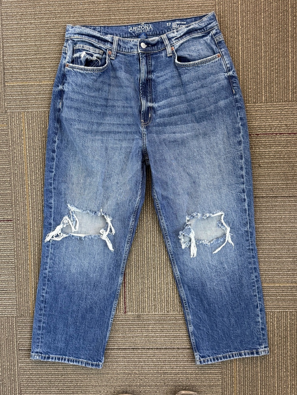 Arizona Jean Co Highest Rise 90s Ankle Straight Distressed Jeans Size 17